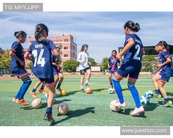 张卫健心目中的足球偶像揭秘及其对足球的热爱故事